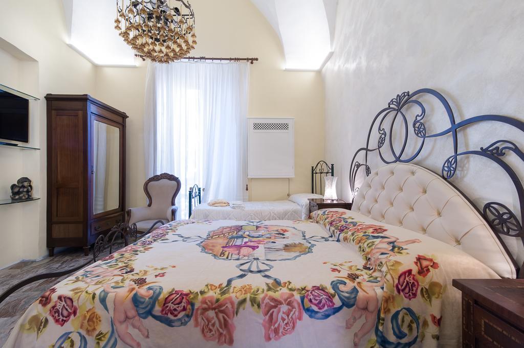 Palazzo Osanna Bed and Breakfast Nardò Exteriör bild