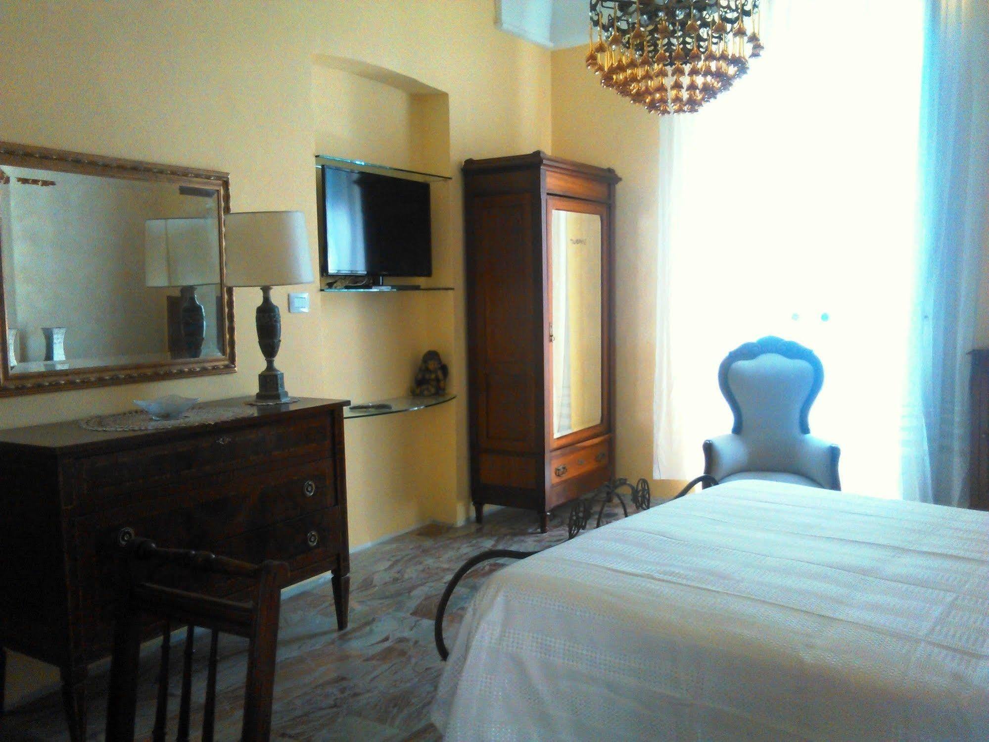 Palazzo Osanna Bed and Breakfast Nardò Exteriör bild
